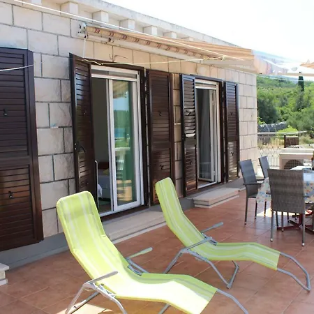 Katja Apartamento Račišće