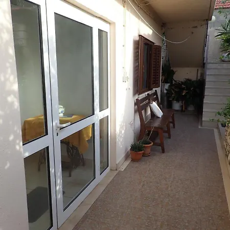 Katja דירה Račišće