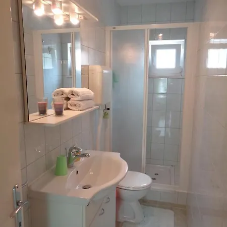 Katja Apartament *